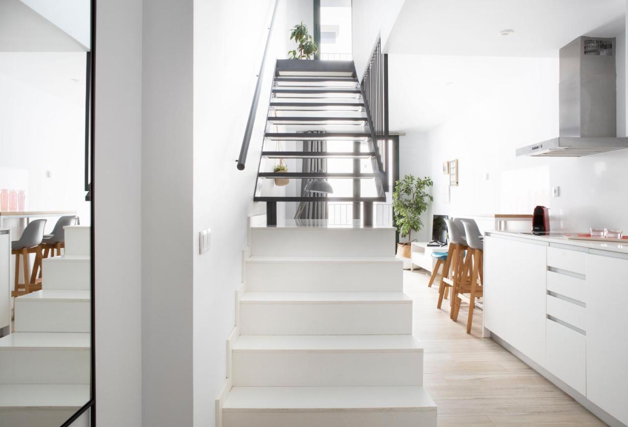 Urban Suites Sitges Apartments Екстер'єр фото