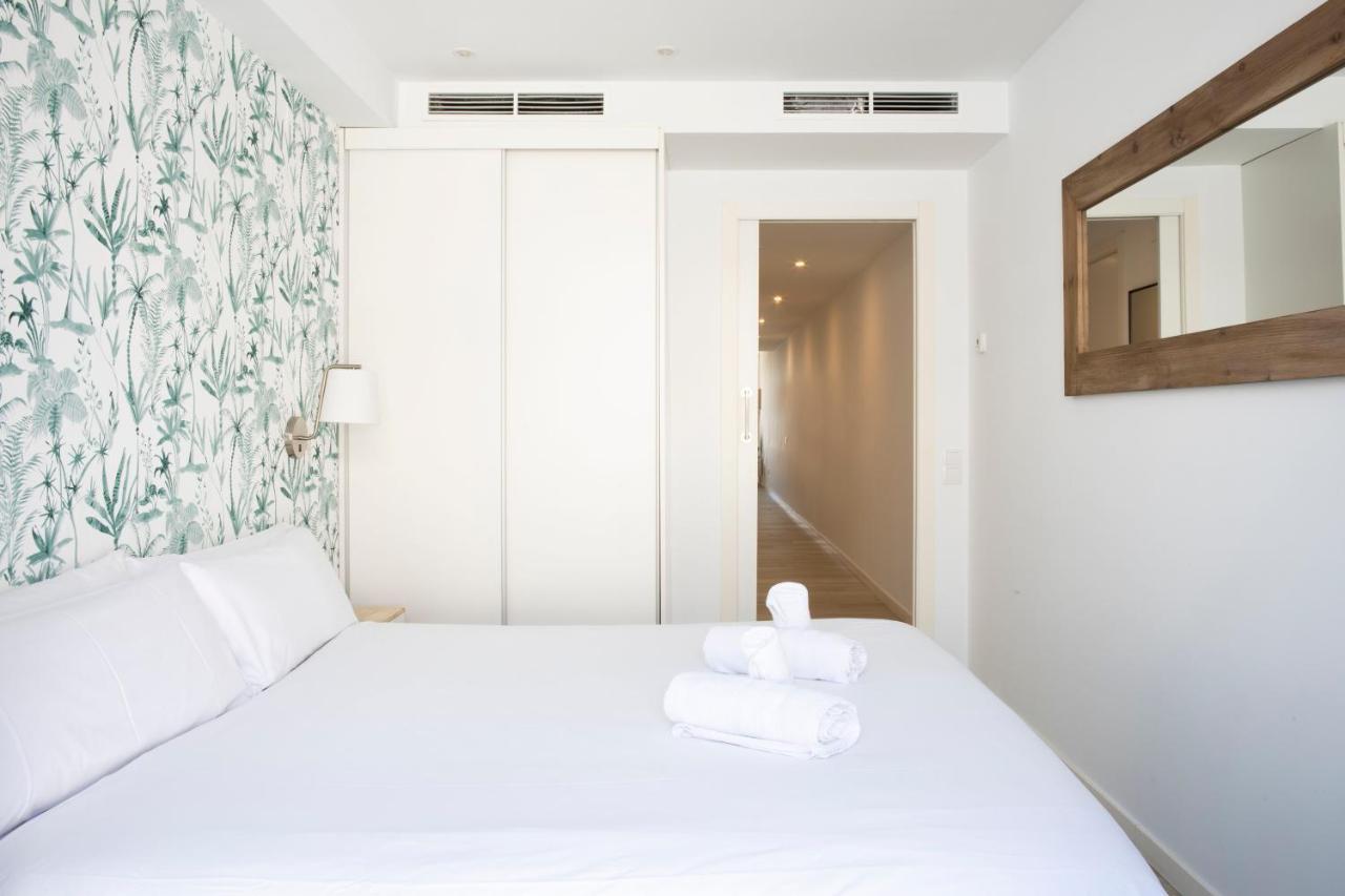 Urban Suites Sitges Apartments Екстер'єр фото