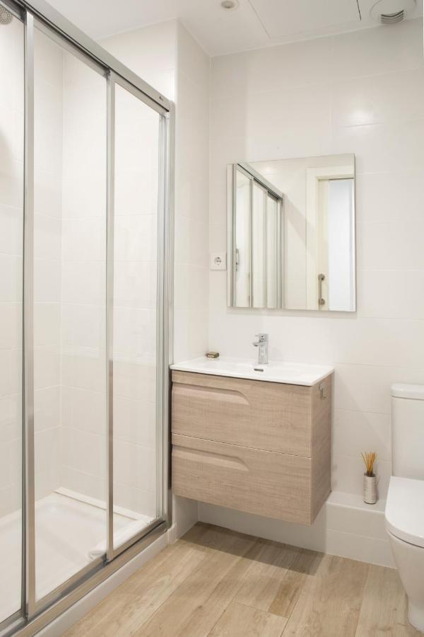 Urban Suites Sitges Apartments Екстер'єр фото
