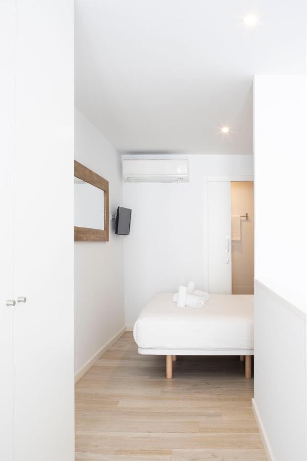 Urban Suites Sitges Apartments Екстер'єр фото