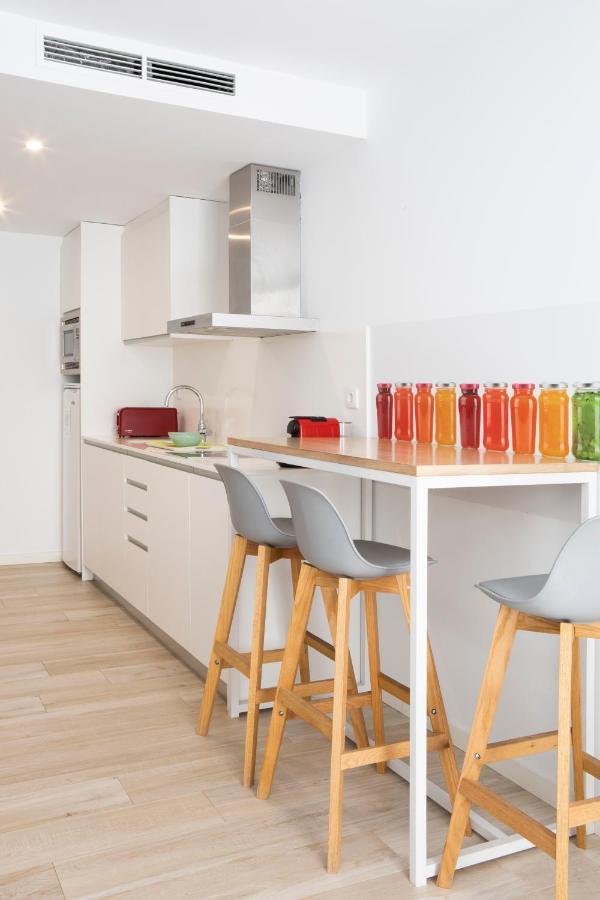 Urban Suites Sitges Apartments Екстер'єр фото